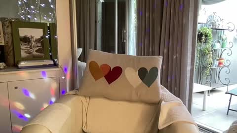 Gl1tter Barbie online show from January 9, 3:55 pm