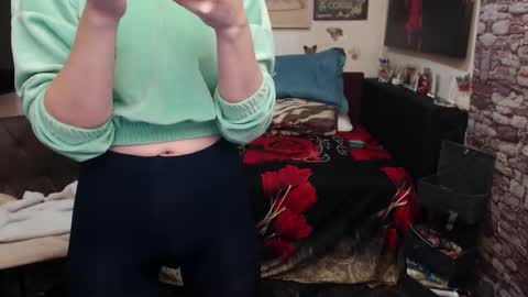 Snapshot of glamourhottie chatting on October 6, 7:50 am Glamourhottie online show from October 6, 7:50 am