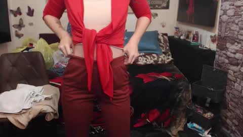 Snapshot of glamourhottie chatting on October 8, 8:23 am Glamourhottie online show from October 8, 8:23 am