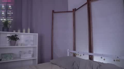 Eloise  online show from November 30, 3:38 pm