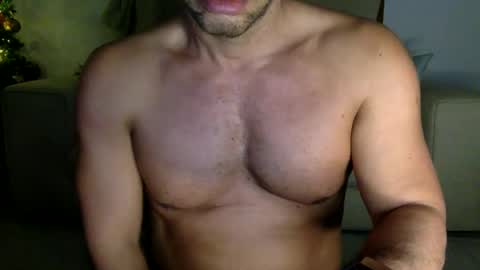 Snapshot of gnegneita chatting on December 22, 7:21 pm gnegneita online show from December 22, 7:21 pm