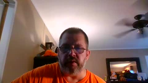 IDKIDCIDGAF online show from October 1, 3:29 pm