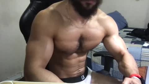 god hunkules online show from January 7, 4:37 pm