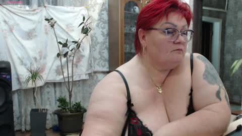 Snapshot of goddess57 chatting on February 1, 9:08 pm Goddess online show from February 1, 9:08 pm