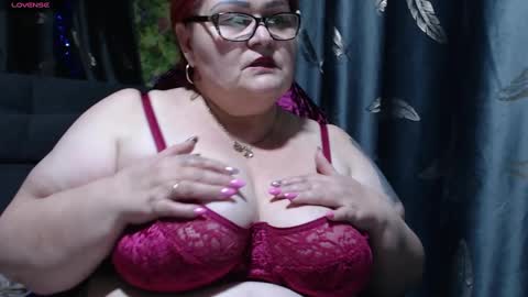 Snapshot of goddess57 chatting on February 10, 4:58 pm Goddess online show from February 10, 4:58 pm