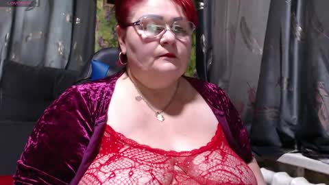 Snapshot of goddess57 chatting on February 15, 8:33 am Goddess online show from February 15, 8:33 am