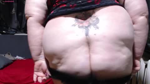 Snapshot of goddess57 chatting on February 16, 3:38 pm Goddess online show from February 16, 3:38 pm