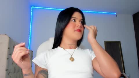 Ariluz online show from February 3, 7:31 pm