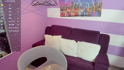 M A R T I N A  online show from December 11, 8:50 pm