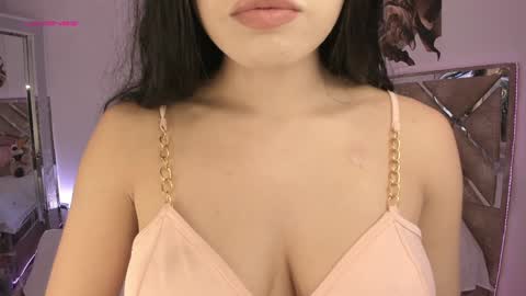 Linda online show from December 7, 11:12 pm