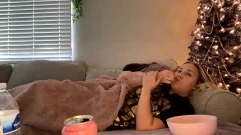 GoddessMayvn online show from December 12, 8:43 pm