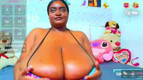 Snapshot of godessqqq chatting on October 28, 12:52 pm Godess Tracy online show from October 28, 12:52 pm