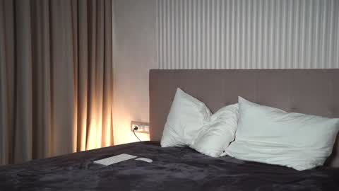 Olivia online show from February 7, 9:37 am