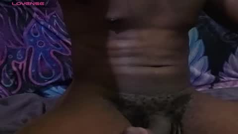 Snapshot of goldcmen chatting on October 24, 2:08 am Goldcmen online show from October 24, 2:08 am