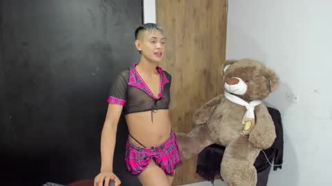 Snapshot of goldenangels1 chatting on October 13, 10:10 pm goldenangels1 online show from October 13, 10:10 pm