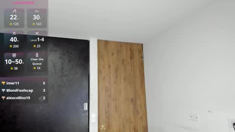 Snapshot of goldenangels1 chatting on December 3, 11:58 pm goldenangels1 online show from December 3, 11:58 pm