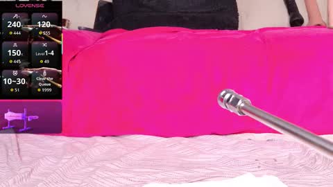 Snapshot of goldenboy69bsx chatting on October 4, 8:01 am Goldenboy69 online show from October 4, 8:01 am