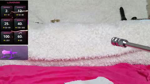 Snapshot of goldenboy69bsx chatting on October 19, 8:48 am Goldenboy69 online show from October 19, 8:48 am