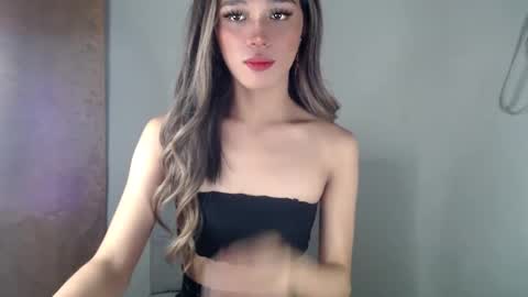 Lily is Gold online show from March 2, 4:07 am