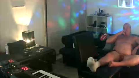 goldyguy011 online show from October 1, 5:41 pm