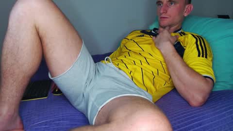 LEO online show from December 8, 4:28 pm