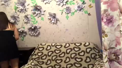 good_girl_24 online show from February 13, 8:24 pm