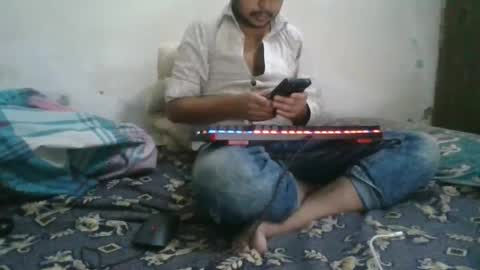 Arab Pronstar online show from December 10, 7:54 pm