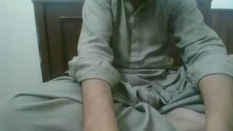 Arab Pronstar online show from December 27, 8:39 pm