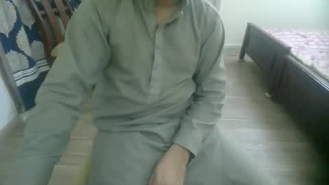 Arab Pronstar online show from December 30, 12:00 am