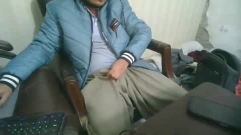 Arab Pronstar online show from January 9, 10:41 pm