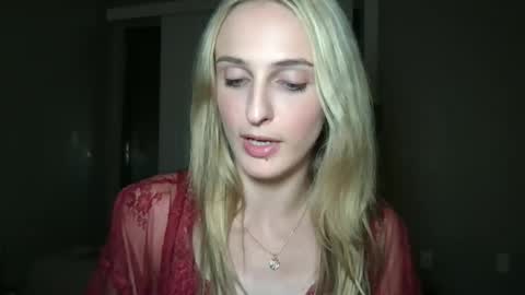 goodgirlliv online show from September 27, 2:16 am