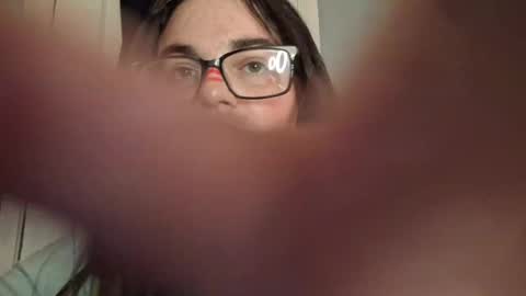 goodgrl1799 online show from February 11, 2:25 am