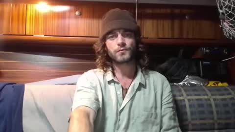 Snapshot of goodleek chatting on October 18, 9:37 pm gooleek online show from October 18, 9:37 pm