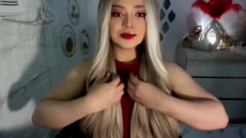 Snapshot of gorgeousamandarose chatting on January 20, 7:25 am Amanda rose online show from January 20, 7:25 am