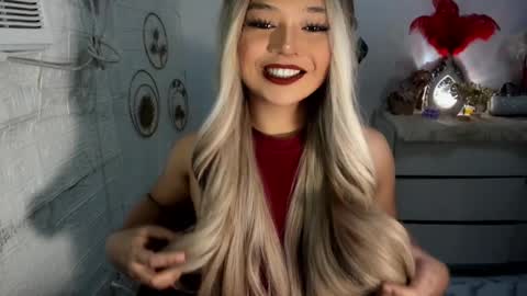 Snapshot of gorgeousamandarose chatting on January 23, 2:44 am Amanda rose online show from January 23, 2:44 am