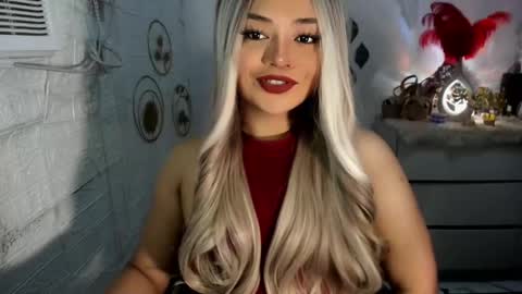 Snapshot of gorgeousamandarose chatting on February 3, 4:46 am Amanda rose online show from February 3, 4:46 am