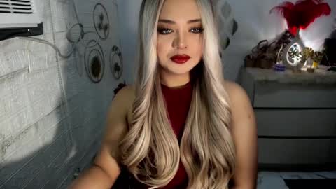 Snapshot of gorgeousamandarose chatting on February 11, 3:18 am Amanda rose online show from February 11, 3:18 am