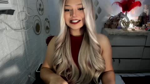 Snapshot of gorgeousamandarose chatting on February 16, 1:25 am Amanda rose online show from February 16, 1:25 am