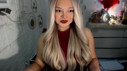 Snapshot of gorgeousamandarose chatting on February 21, 3:10 pm Amanda rose online show from February 21, 3:10 pm