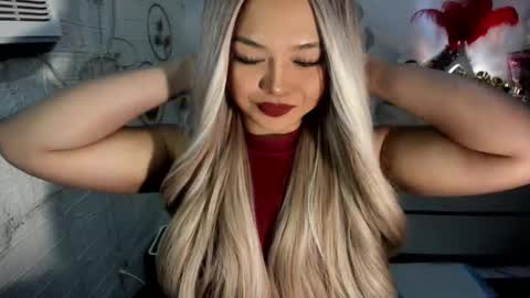 Snapshot of gorgeousamandarose chatting on February 24, 4:04 pm Amanda rose online show from February 24, 4:04 pm