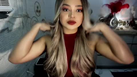 Snapshot of gorgeousamandarose chatting on March 3, 3:31 pm Amanda rose online show from March 3, 3:31 pm