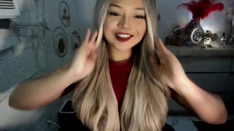 Snapshot of gorgeousamandarose chatting on March 7, 7:27 pm Amanda rose online show from March 7, 7:27 pm