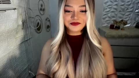 Snapshot of gorgeousamandarose chatting on November 3, 1:51 am Amanda rose online show from November 3, 1:51 am