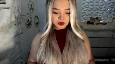 Snapshot of gorgeousamandarose chatting on November 7, 2:11 am Amanda rose online show from November 7, 2:11 am