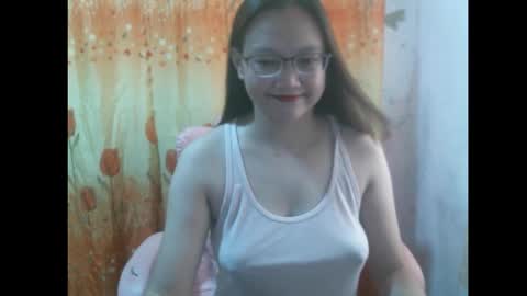 Snapshot of gorgeousmama chatting on November 27, 2:35 am gorgeousmama online show from November 27, 2:35 am