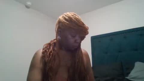 Snapshot of gotcake713 chatting on September 18, 7:16 pm Sue Goddess online show from September 18, 7:16 pm