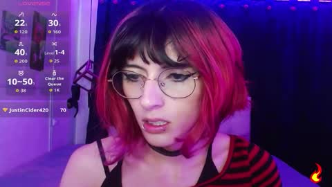 goth_minerva online show from October 23, 2:05 pm