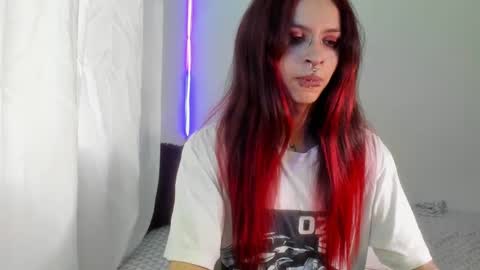 Snapshot of goth_ru chatting on December 2, 8:22 pm Russ online show from December 2, 8:22 pm