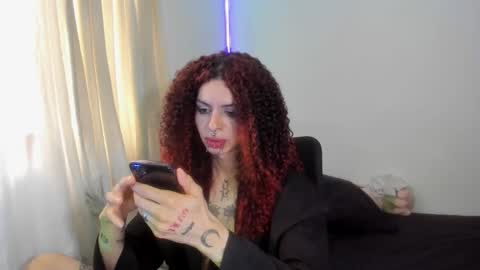 Snapshot of goth_ru chatting on January 18, 3:38 pm Russ online show from January 18, 3:38 pm