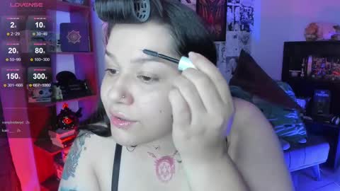 Snapshot of goth_stein chatting on October 7, 3:47 am Engel Please help me to reach 50 thumbs up online show from October 7, 3:47 am